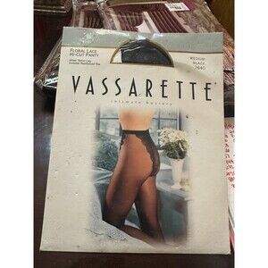 Vassarette Floral Lace Hi-Cut Panty Size Medium Black Pantyhose 7640 New Sealed